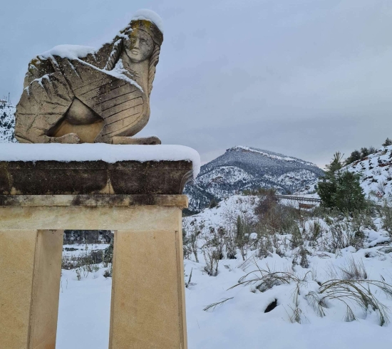 Esfinge de Haches Bogarra