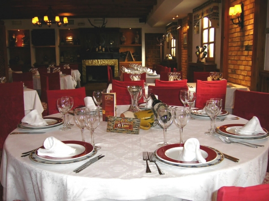 Restaurante El Lomo-El Jardín de Amelia Restaurante Mesón El Lomo