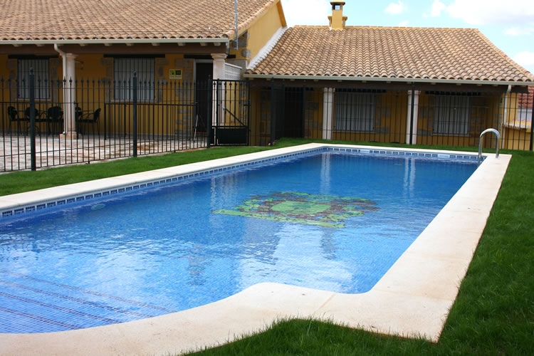 Casas Rurales Ramirez Casas Rurales Ramírez, en Ossa de Montiel (Albacete)