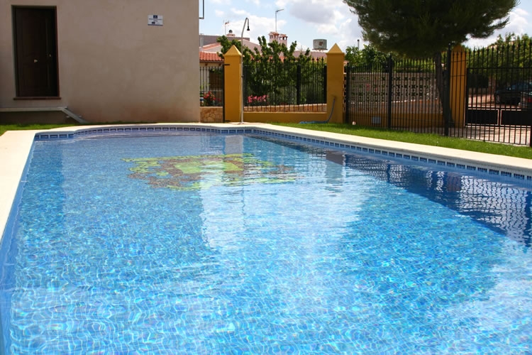 Casas Rurales Ramirez Casas Rurales Ramírez, en Ossa de Montiel (Albacete)