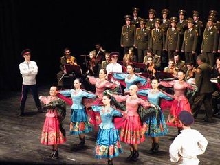 El primer ejército de la paz tomará el Teatro Circo