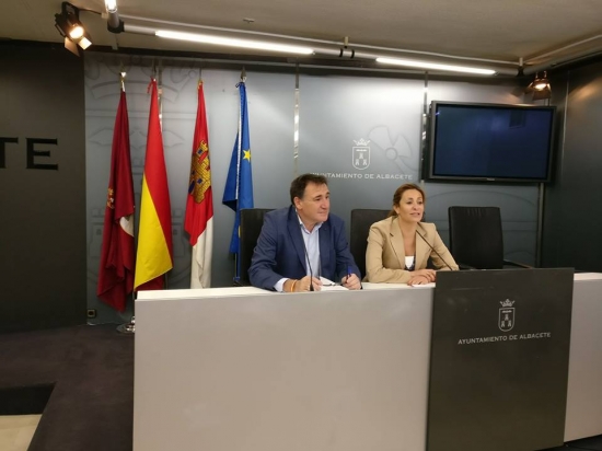 LA APEHT ALBACETE Y EL AYUNTAMIENTO DE LA CIUDAD, UNIDOS EN EL DÍA MUNDIAL DEL TURISMO