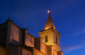 Iglesias y  otros edificios religiosos 