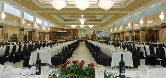 Restaurante, Taperia y Ramona Banquetes  Restaurante salones ramona